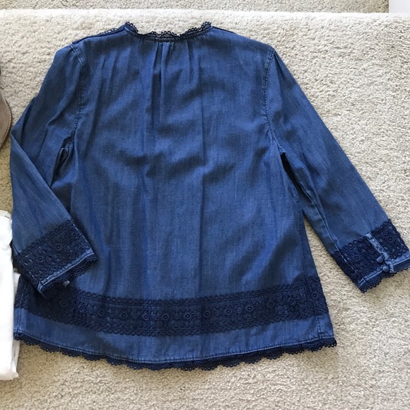 Anthropologie Laced Chambray Top - Picture 7 of 7